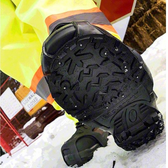 Due North•Spiked Snow & Ice Traction Aid - Picture 2 of 9